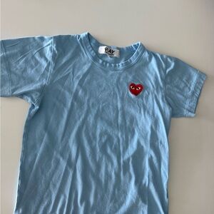 Comme des Garsons Blue Short Sleeve Tee with Red Heart Design size S